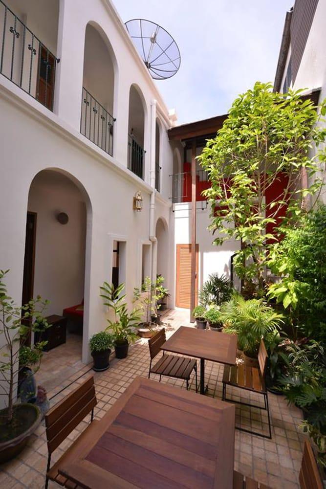 Neighbor Phuthon Bed and Breakfast Bangkok Eksteriør billede