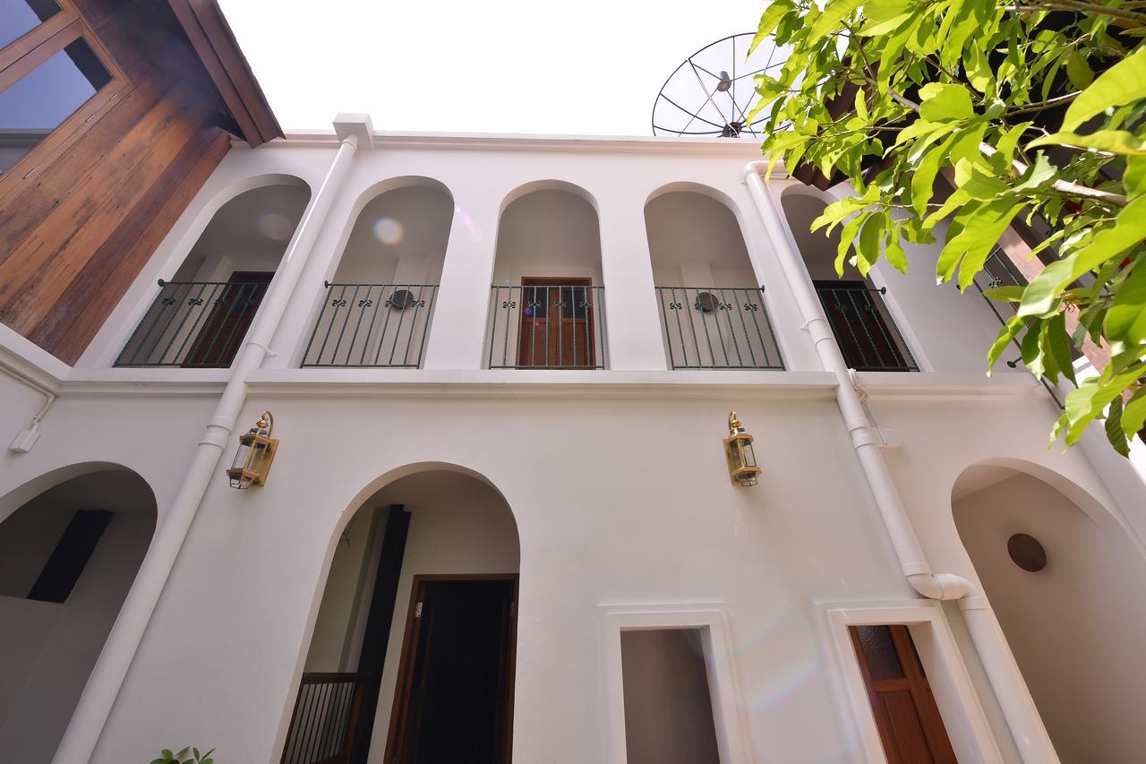 Neighbor Phuthon Bed and Breakfast Bangkok Eksteriør billede
