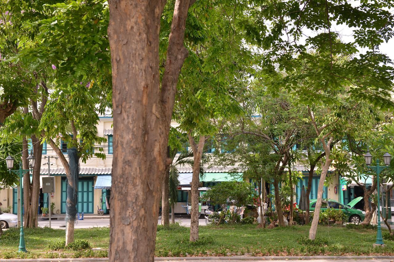 Neighbor Phuthon Bed and Breakfast Bangkok Eksteriør billede